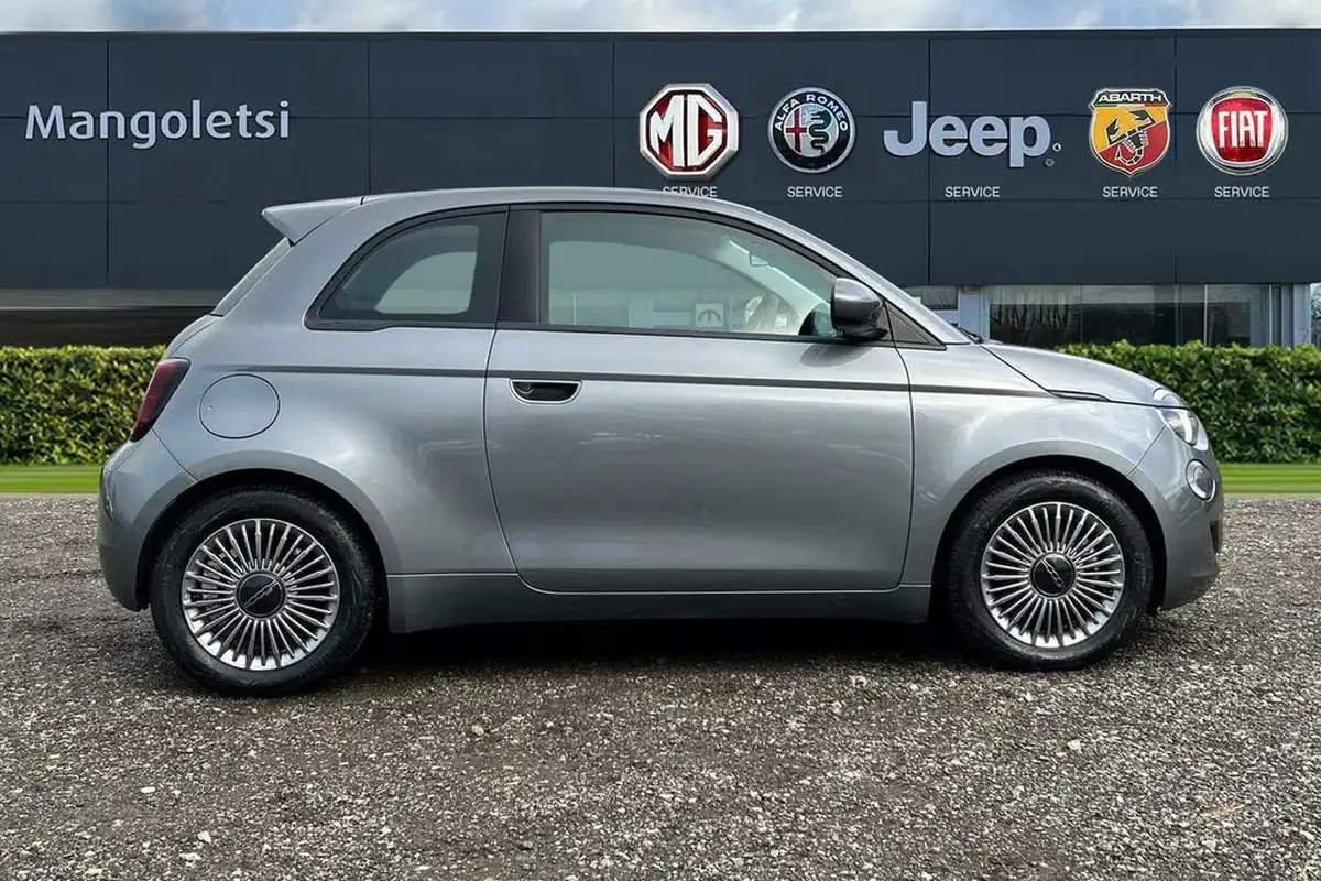 2023-fiat-500-e-icon-117bhp-big-4