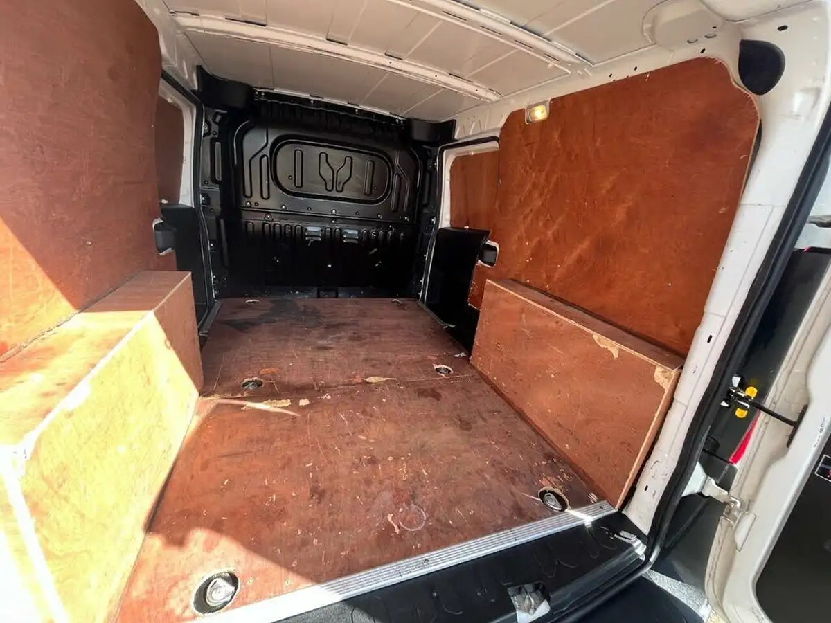 2021-fiat-doblo-cargo-16td-l2h1-maxi-tecnico-120bhpeu6dt-panel-van-big-37