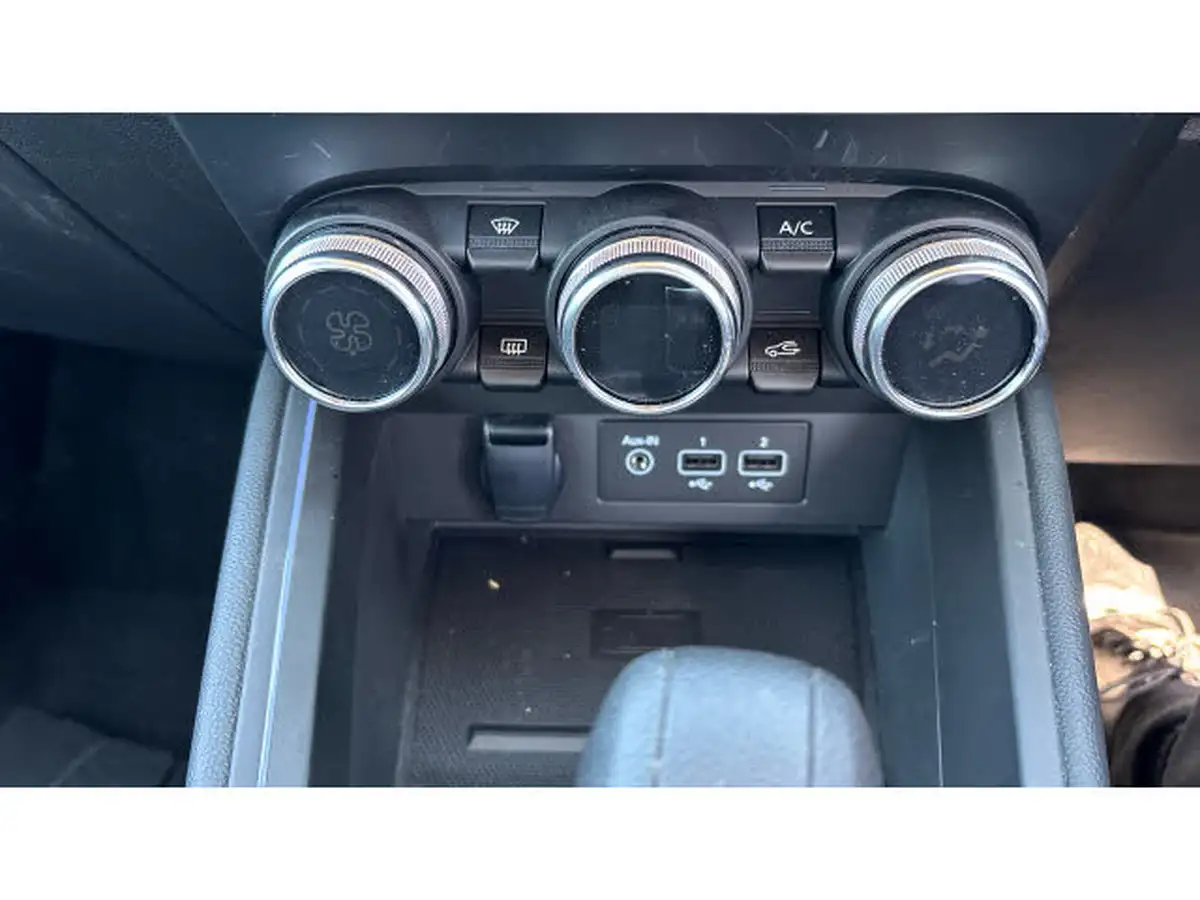 2023-renault-clio-16-evolution-big-38