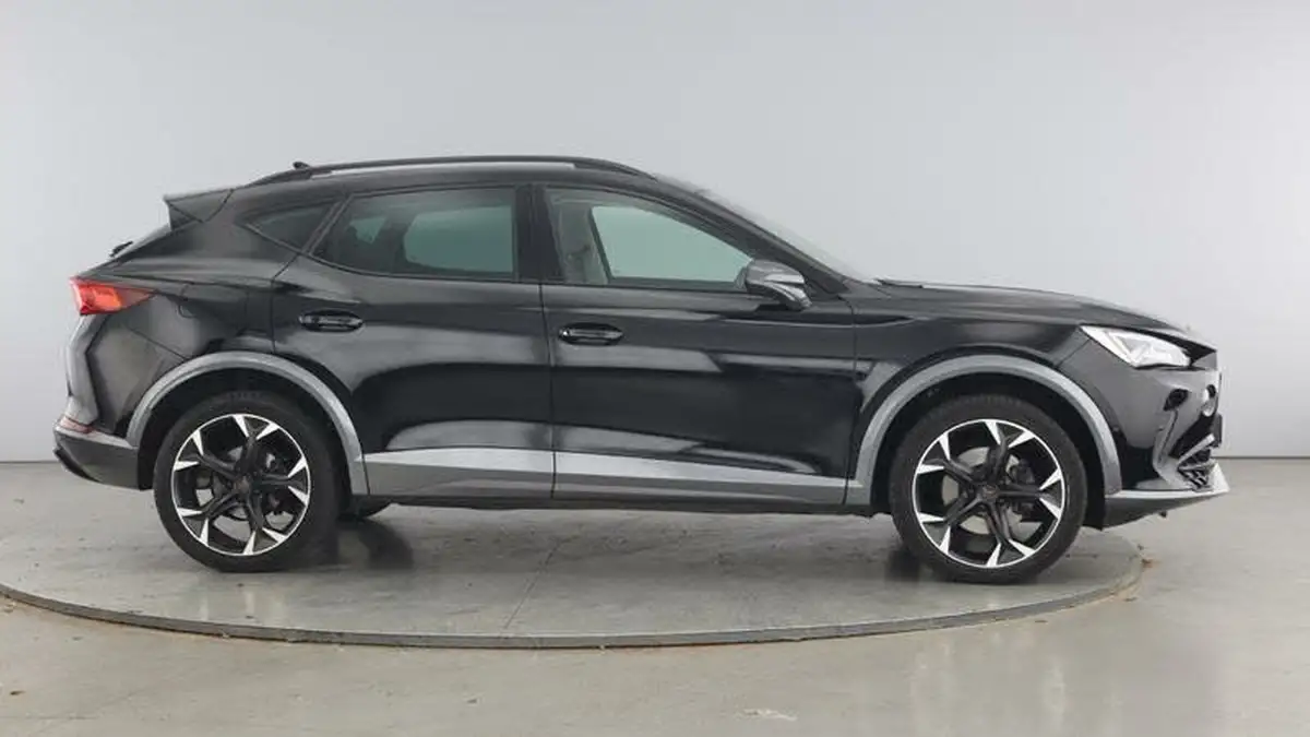 2022-cupra-formentor-15-tsi-v2-dsg-big-3