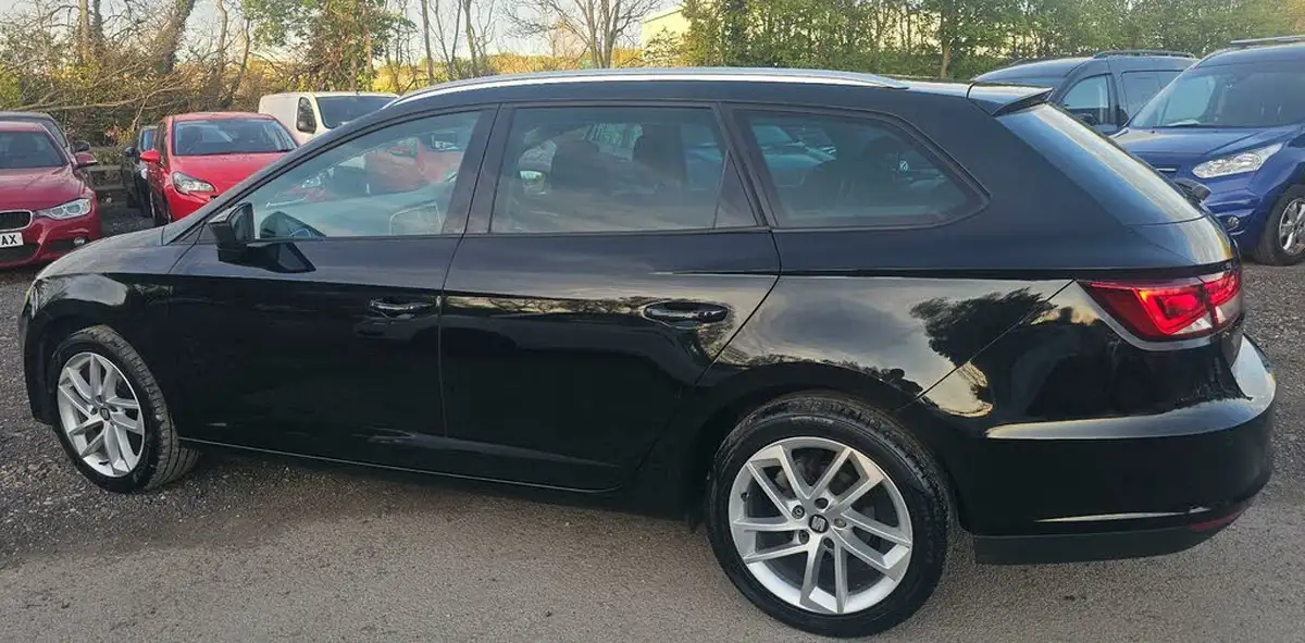 2017-seat-leon-12-tsi-se-dynamic-technology-sports-tourer-big-4