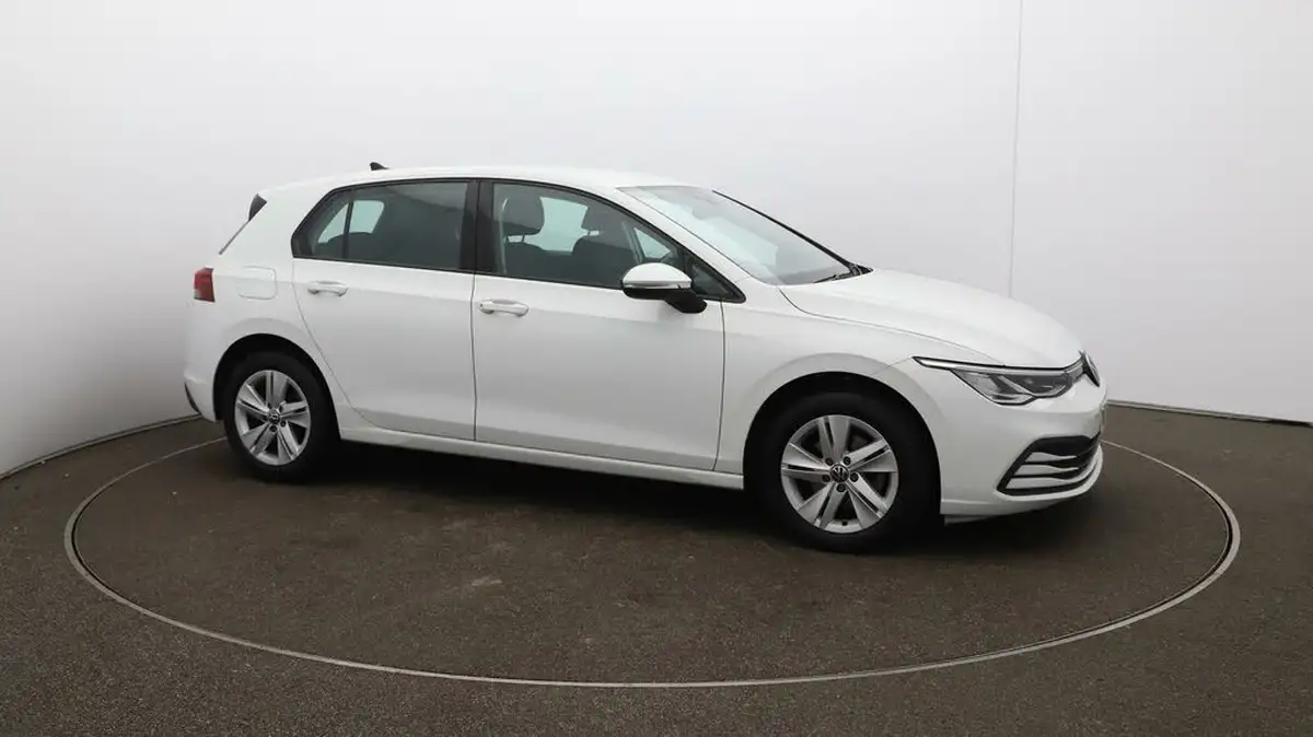 2021-volkswagen-golf-15-tsi-life-130ps-hatchback-big-37