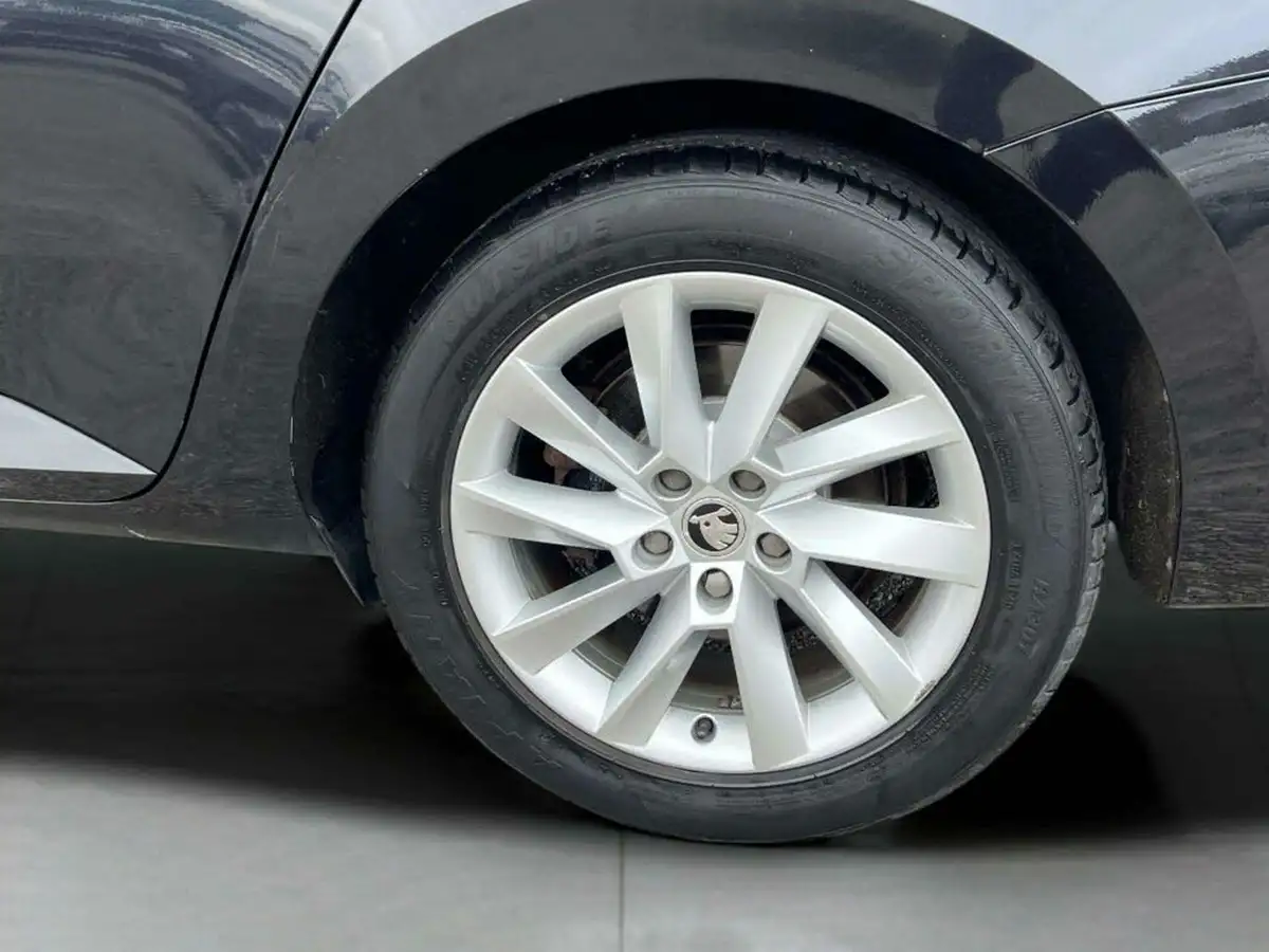 2017-skoda-superb-14-tsi-act-se-hatchback-dsg-big-36