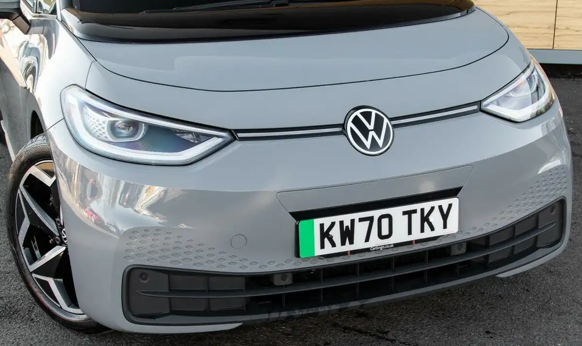 2020-volkswagen-id3-e-business-big-10
