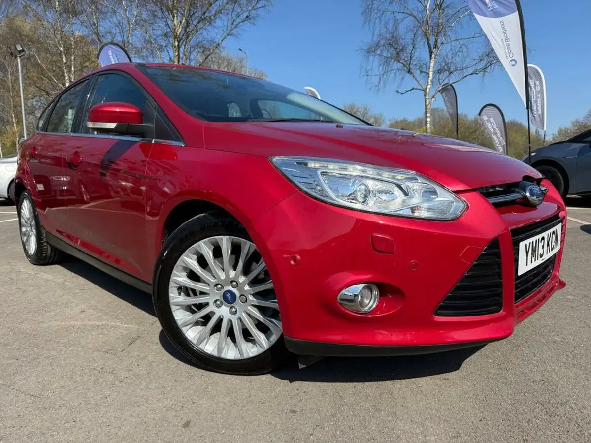 2013-ford-focus-16-titanium-x-182ps-hatchback-big-17