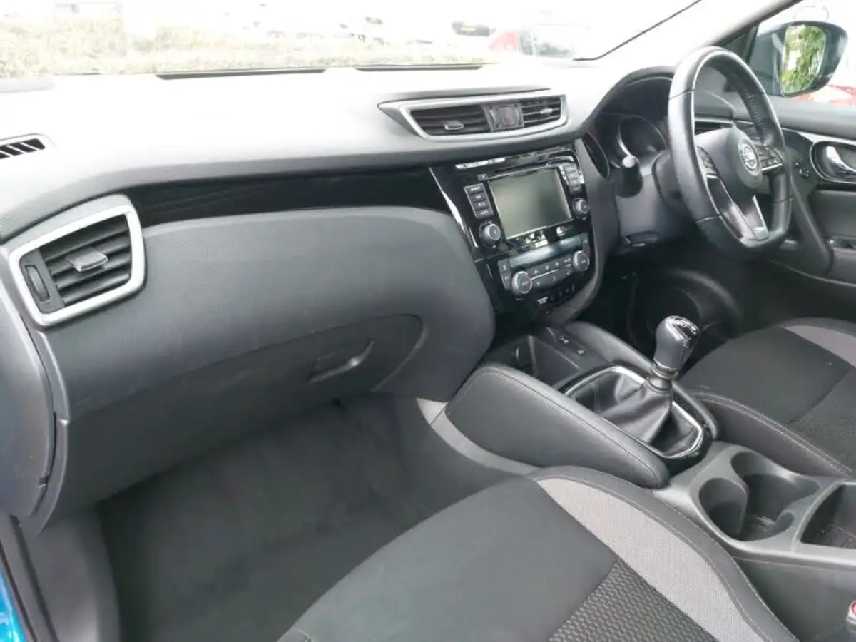 2020-nissan-qashqai-13-dig-t-acenta-premium-160ps-big-4