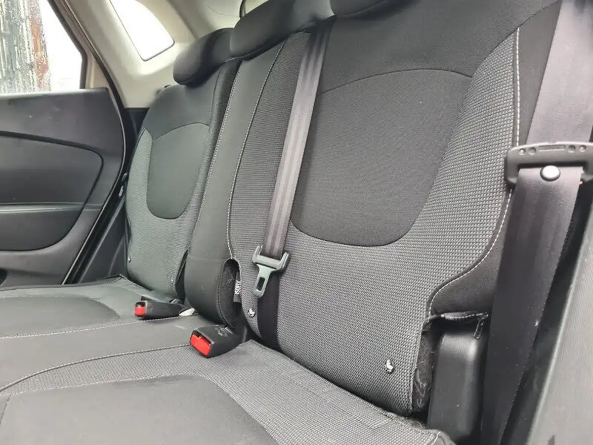 2015-renault-captur-09-dynamique-big-11