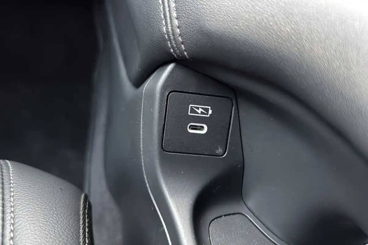 2024-honda-zr-v-20-i-mmd-advance-big-46