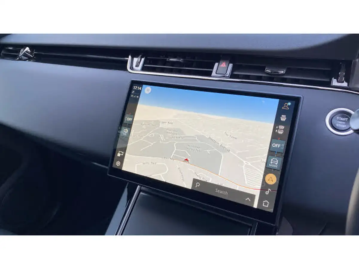 2023-land-rover-range-rover-evoque-15-p300e-dynamic-se-big-10