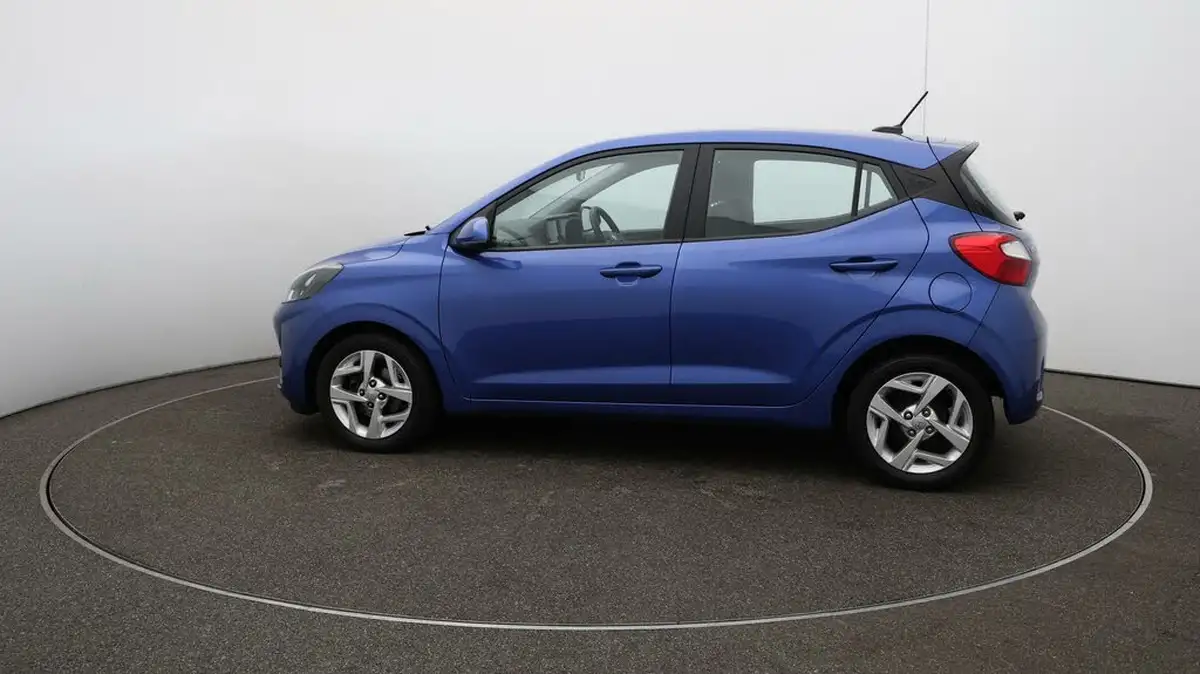 2020-hyundai-i10-12-se-connect-big-50
