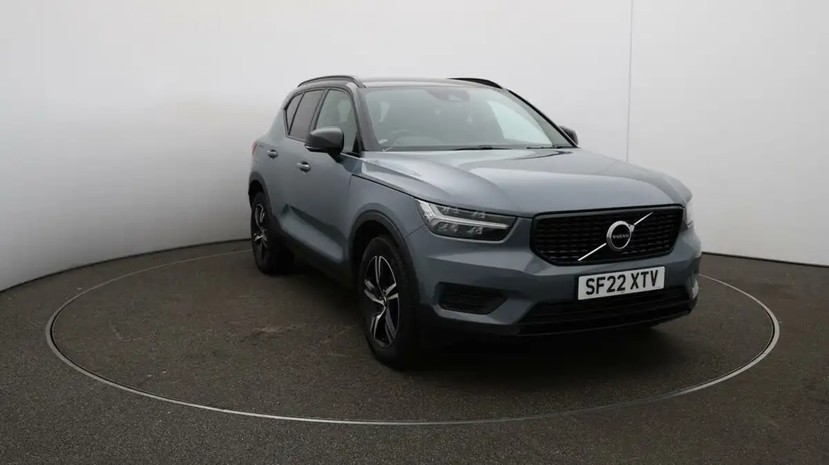 2022-volvo-xc40-15-t3-r-design-auto-big-34