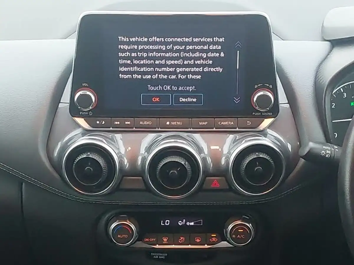 2021-nissan-juke-10-dig-t-n-connecta-dct-big-6