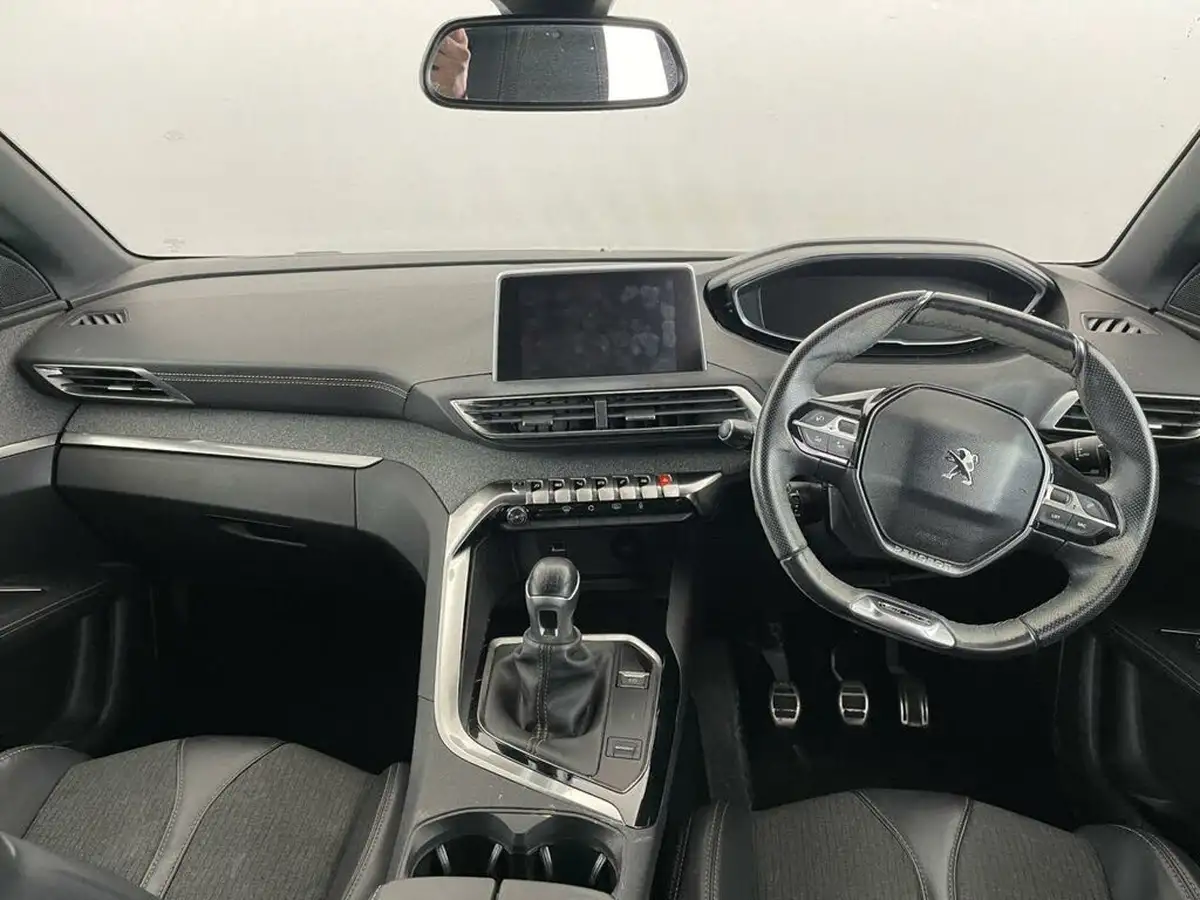 2017-peugeot-3008-suv-12-puretech-gt-line-suv-big-10
