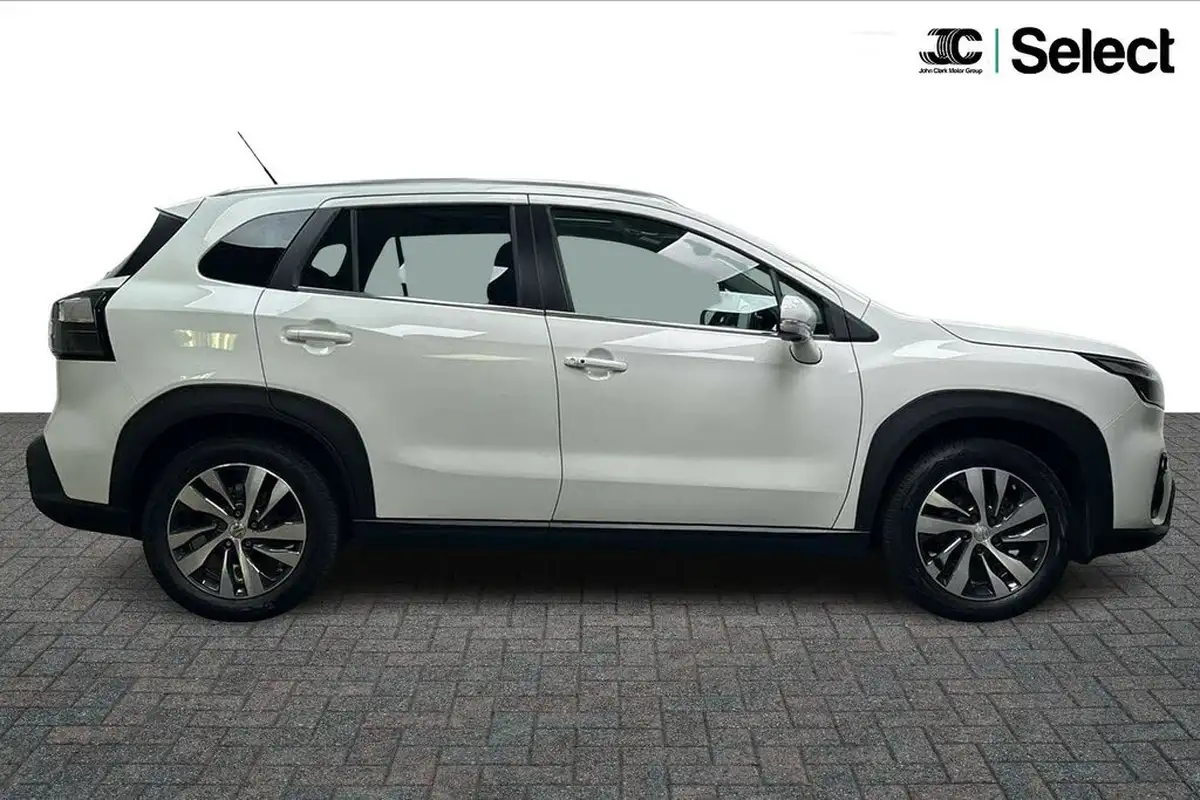 2024-suzuki-s-cross-15-ultra-allgrip-big-11