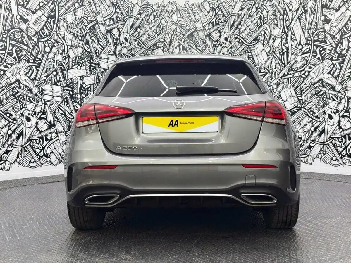 2021-mercedes-benz-a-class-13-a250e-amg-line-hatchback-5d-big-6