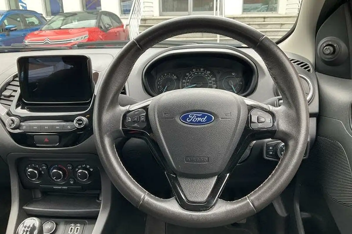 2019-ford-ka-12-ti-vct-zetec-70ps-big-11