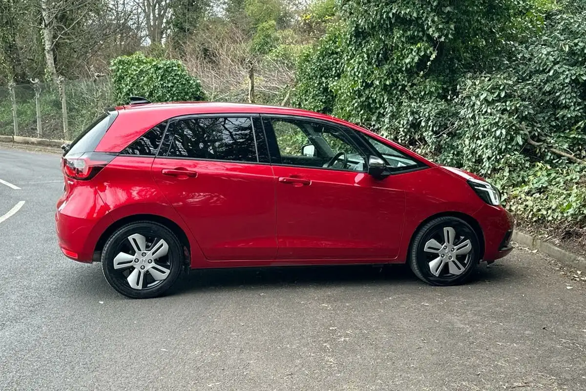2021-honda-jazz-15-i-mmd-ex-107ps-big-4