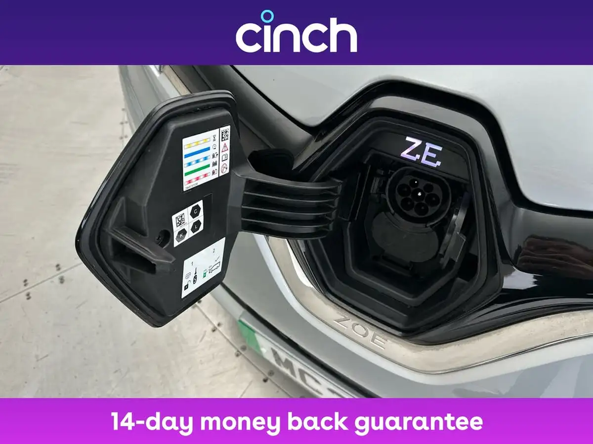 2021-renault-zoe-e-gt-line-big-20