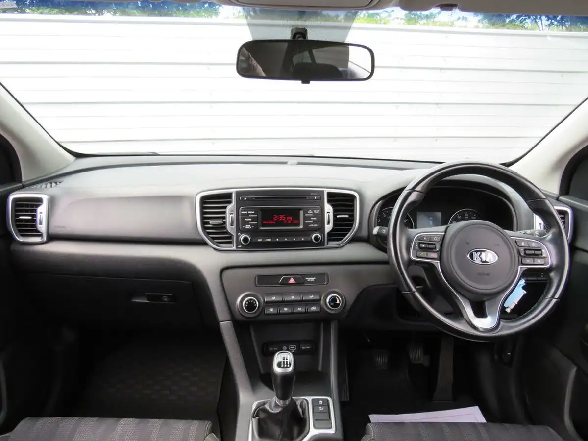 2018-kia-sportage-16-gdi-1-big-11