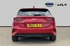 2022-kia-ceed-15-t-gdi-3-hatchback-small-4