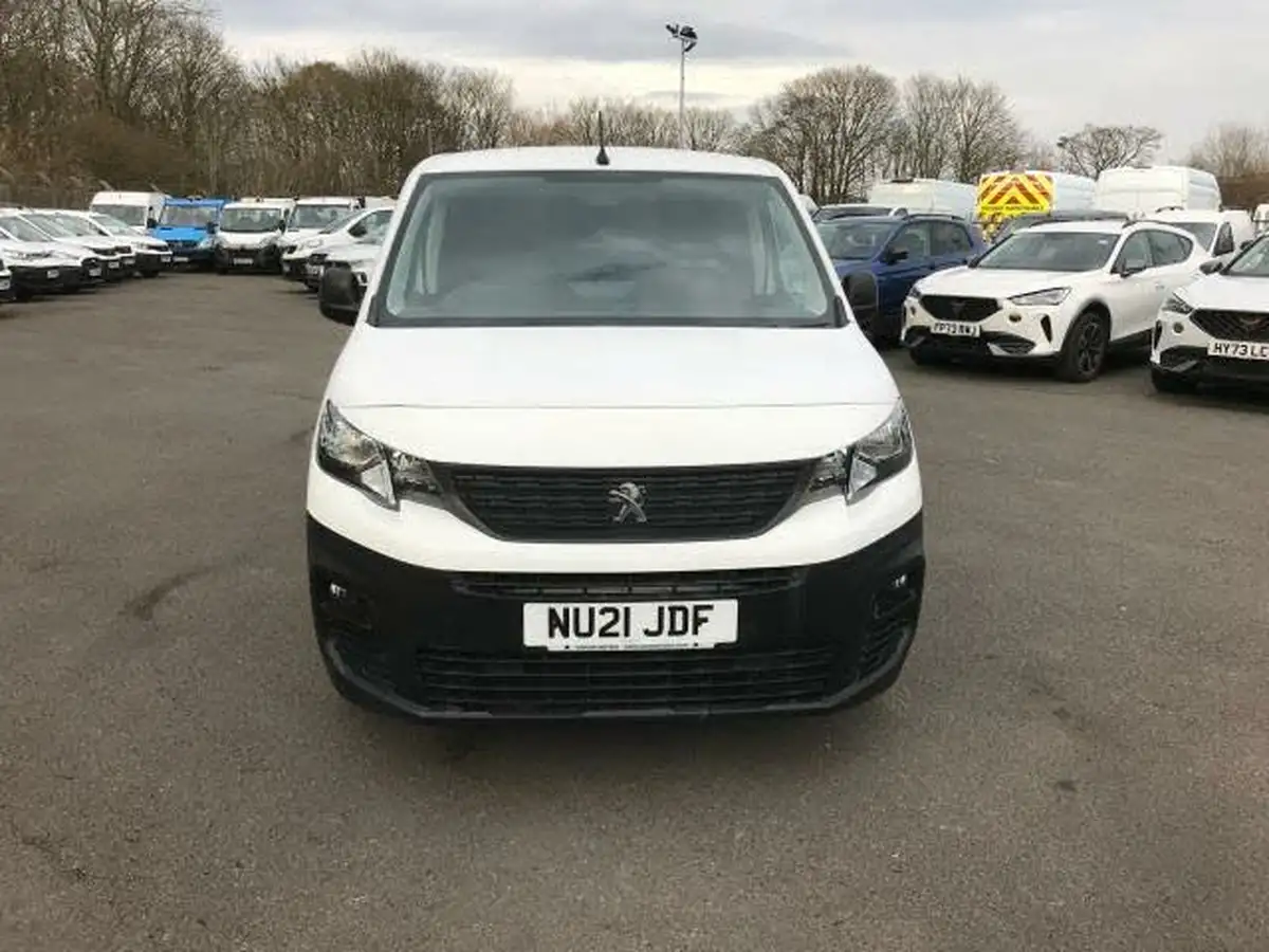 2021-peugeot-partner-15-bluehdi-1000-professional-100ps-eu6dt-panel-big-1