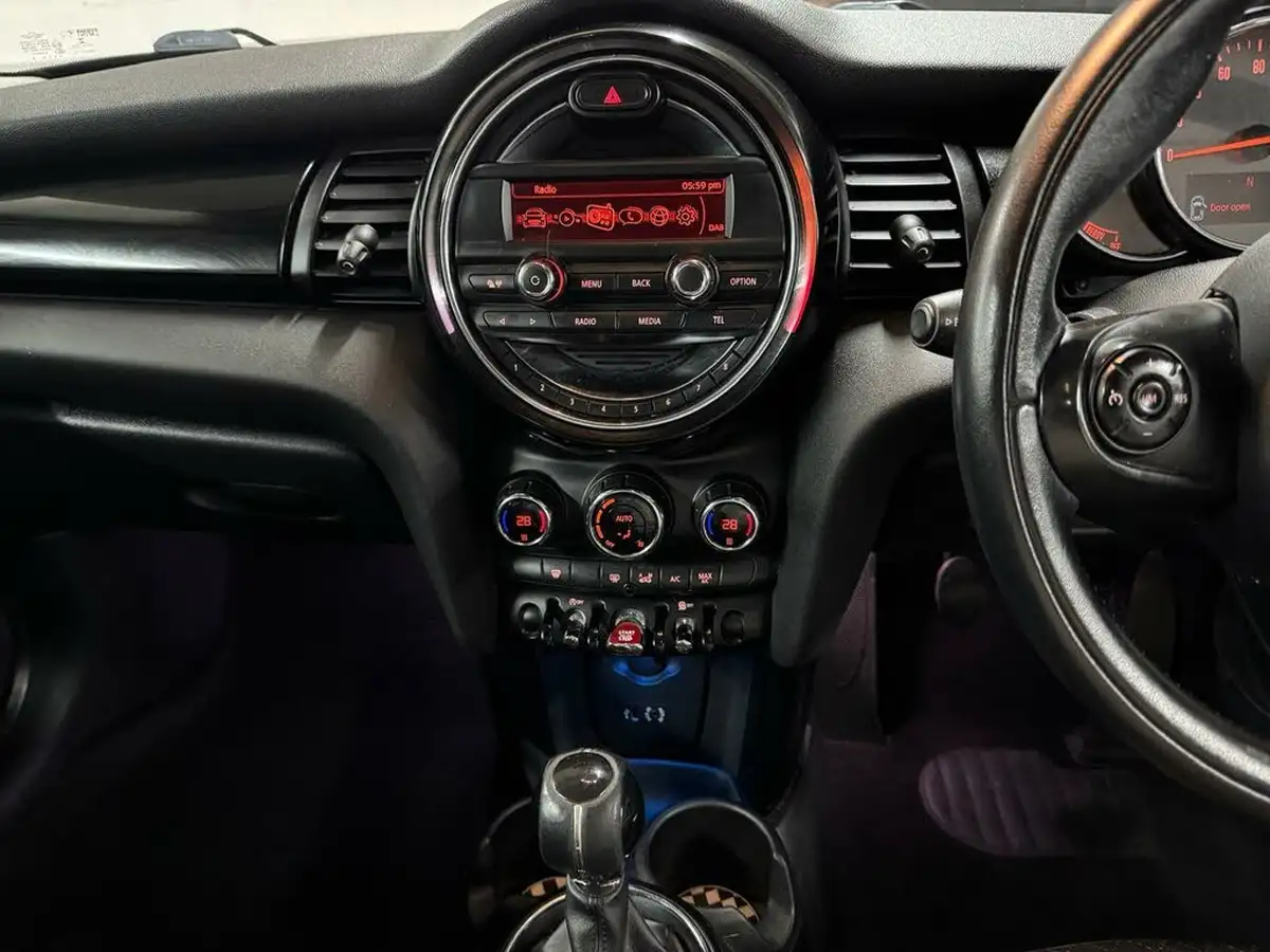 2014-mini-cooper-20-cooper-s-3d-big-20