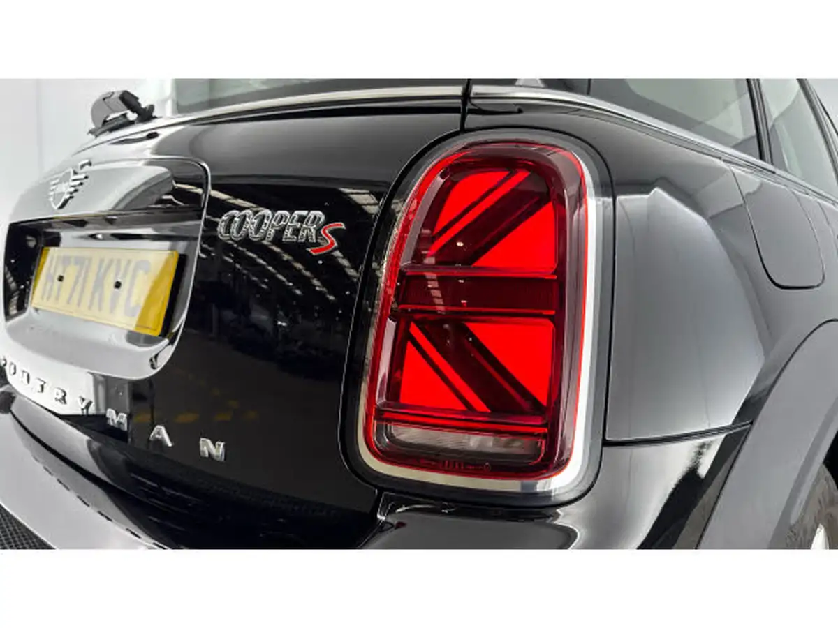 2022-mini-countryman-20-cooper-s-classic-big-25