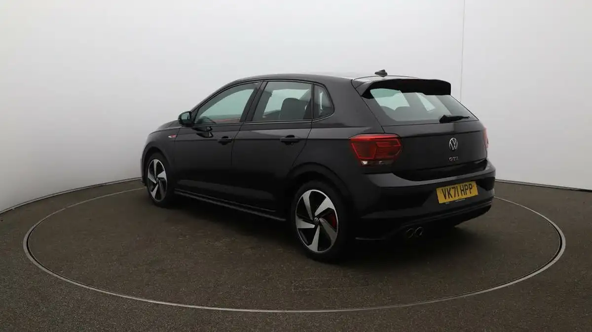 2021-volkswagen-polo-20-tsi-gti-big-55