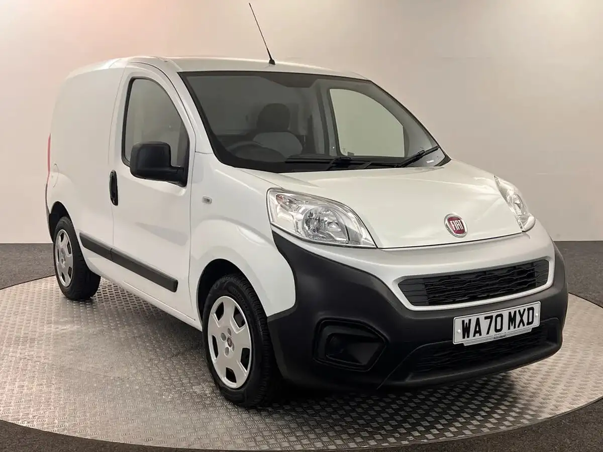 2019-fiat-fiorino-13td-cargo-tecnico-multijet-80-eu6b-big-0
