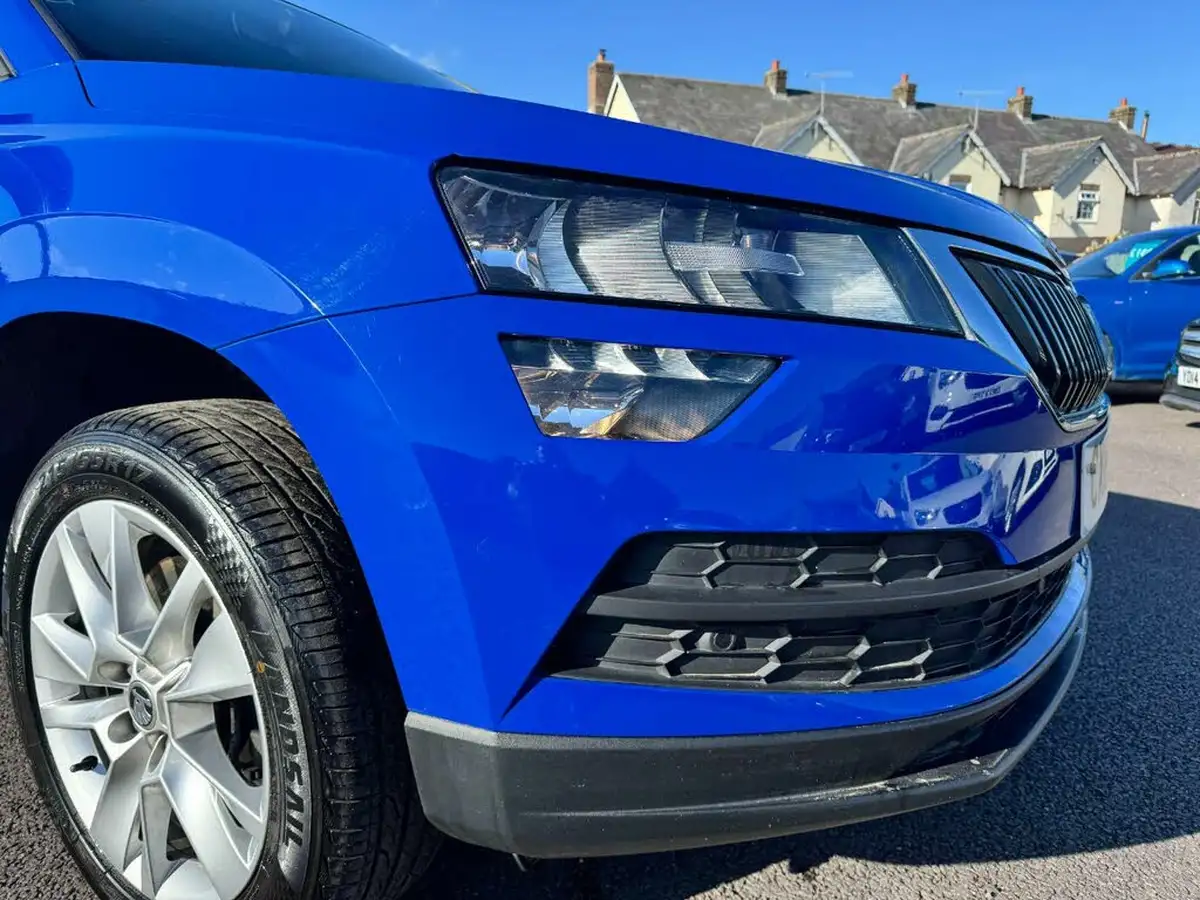 2018-skoda-karoq-10-tsi-se-technology-ss-big-23