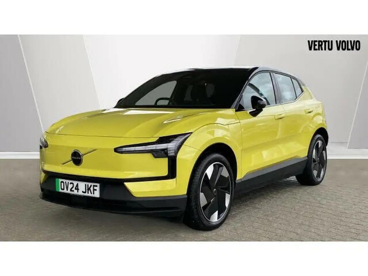 2024-volvo-ex30-e-twin-plus-big-5