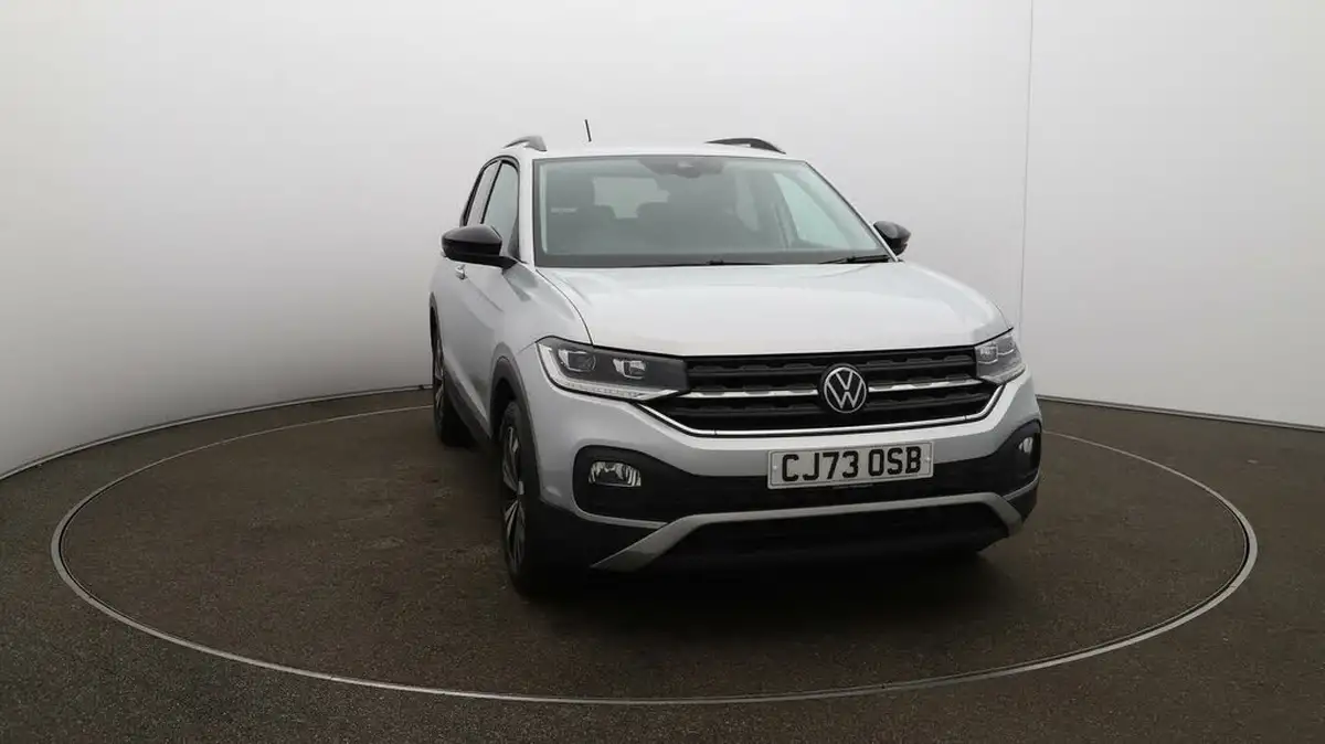 2023-volkswagen-t-cross-10-tsi-black-edition-110ps-dsg-big-32