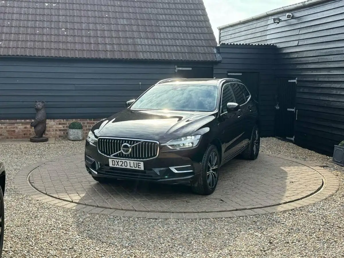 2020-volvo-xc60-20-t8-inscription-299bhp-4x4-ss-big-29