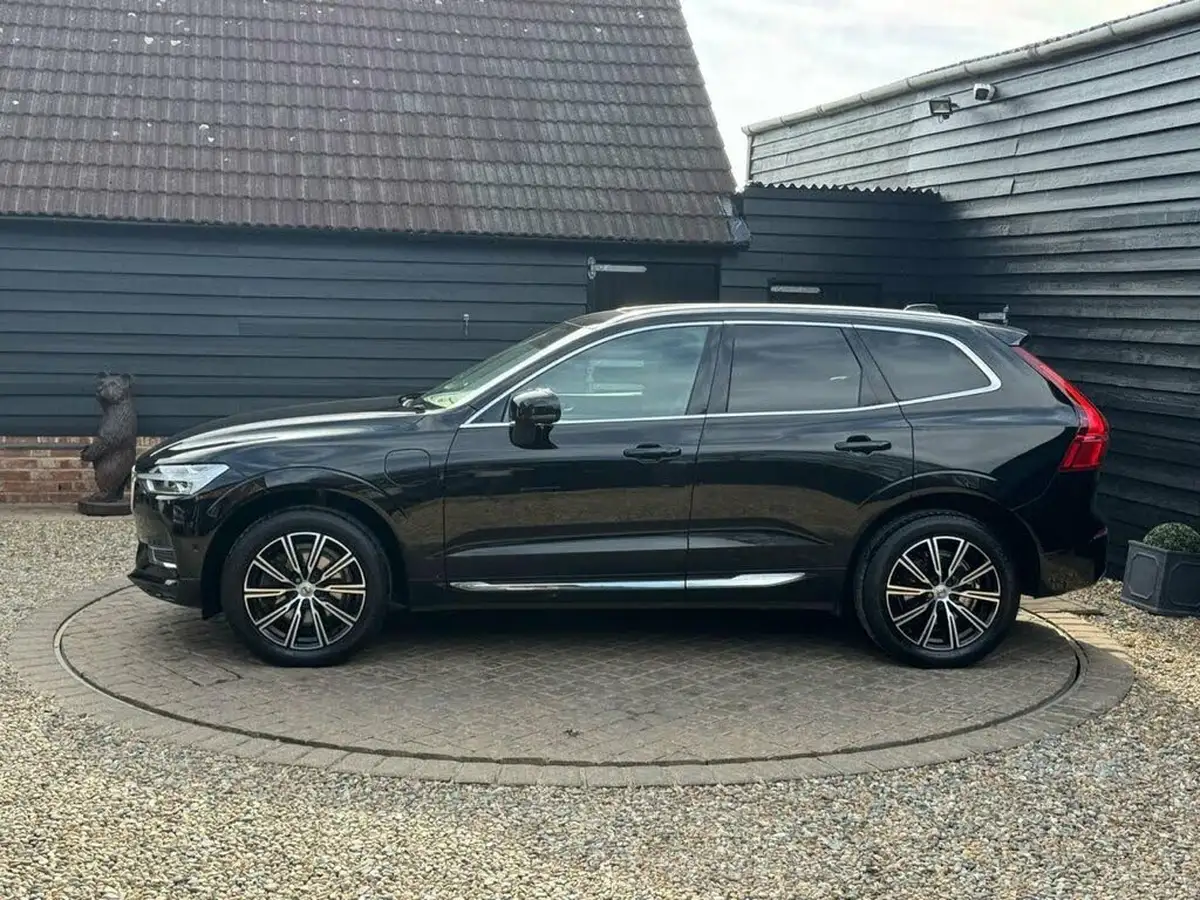 2020-volvo-xc60-20-t8-inscription-299bhp-4x4-ss-big-5