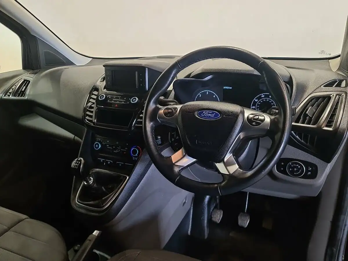 2022-ford-transit-connect-big-3