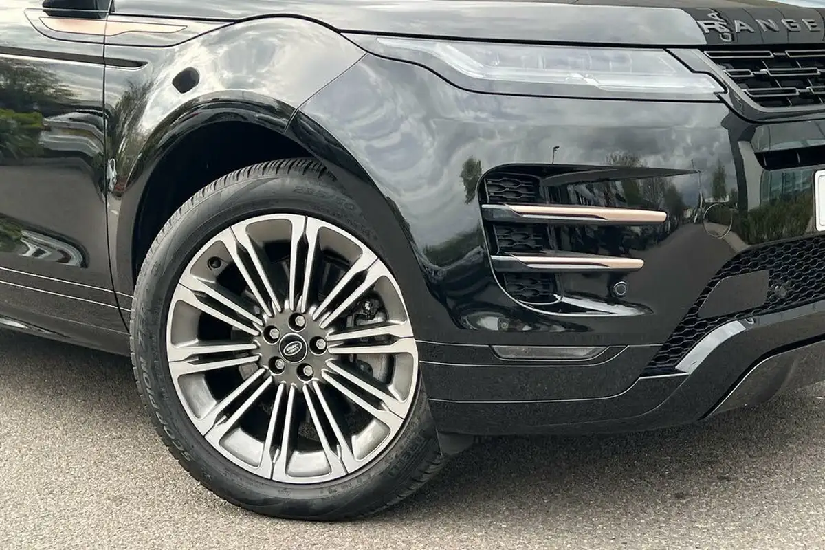 2024-land-rover-range-rover-evoque-15-p300e-dynamic-hse-big-7