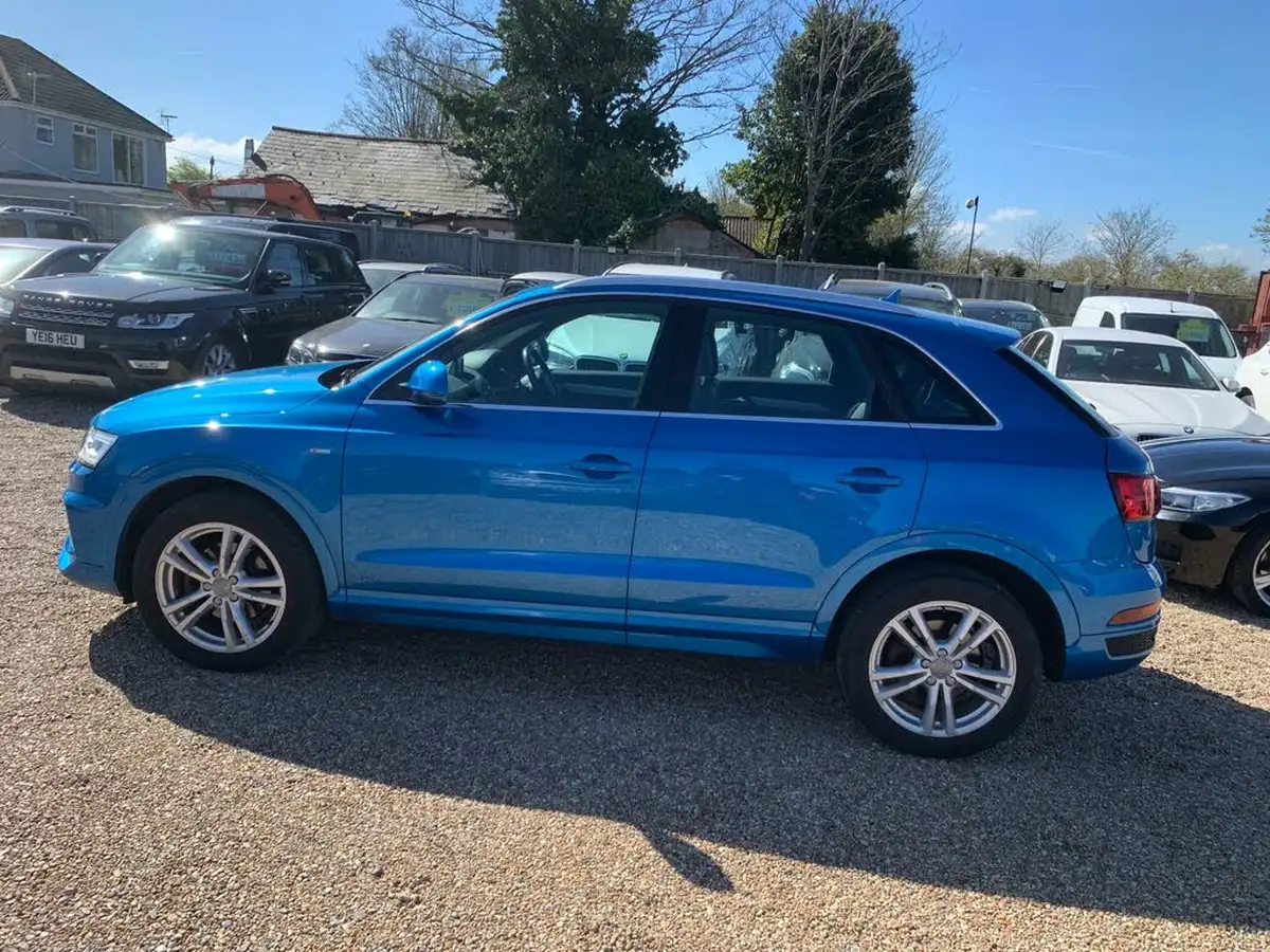 2017-audi-q3-20-tdi-quattro-s-line-edition-150ps-tronic-big-3