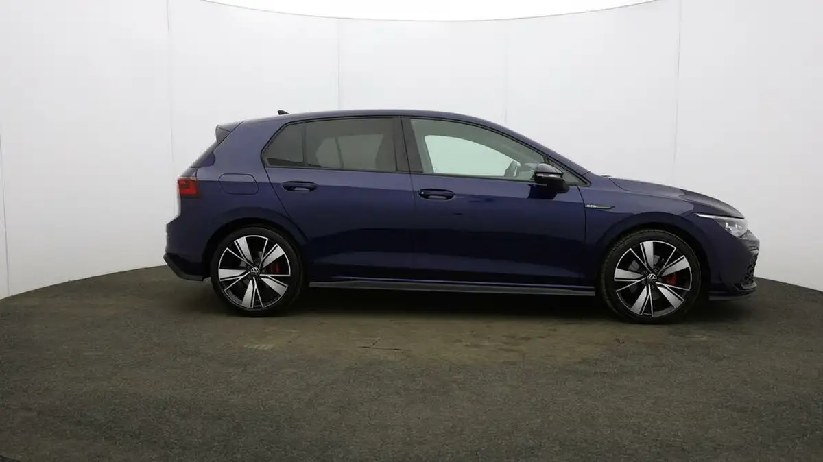 2023-volkswagen-golf-20tdi-gtd-big-42