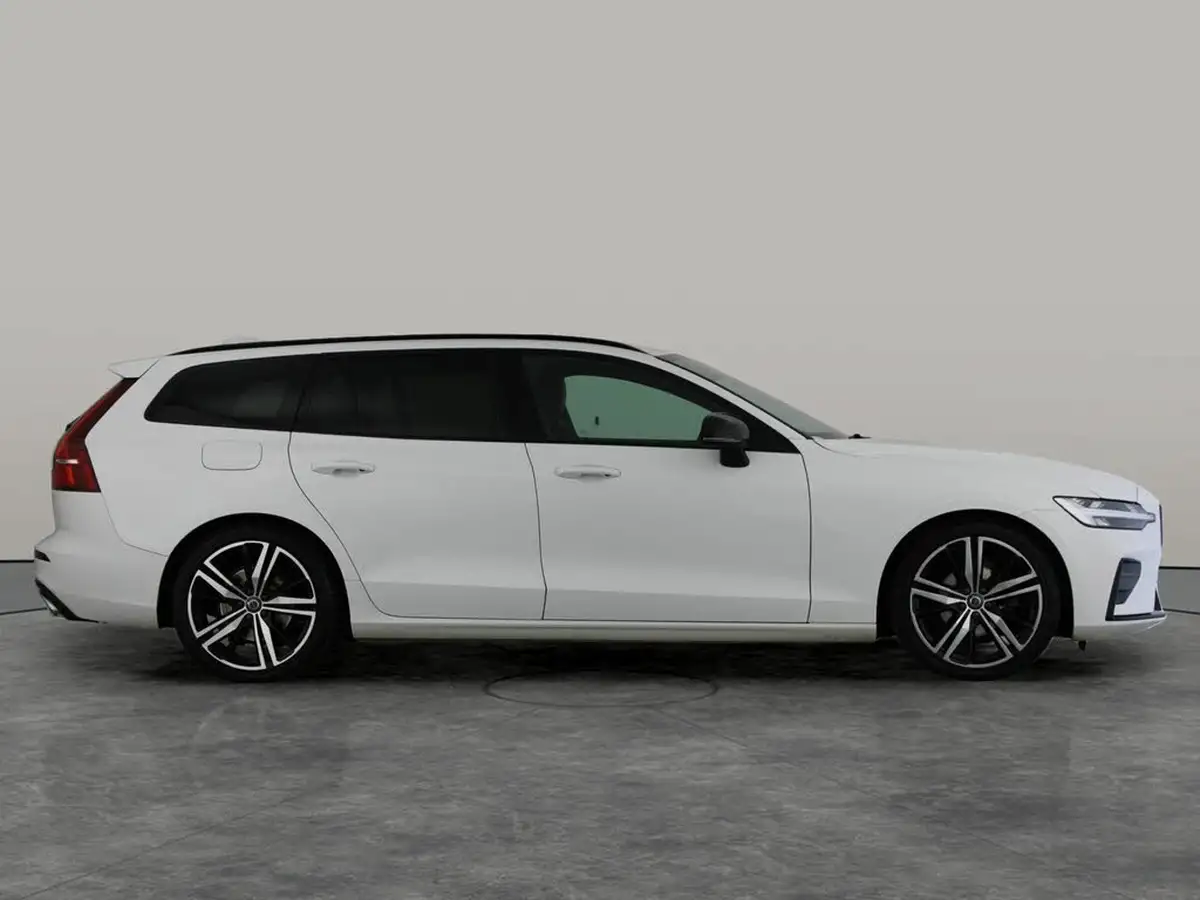 2021-volvo-v60-20td-b4-r-design-big-5