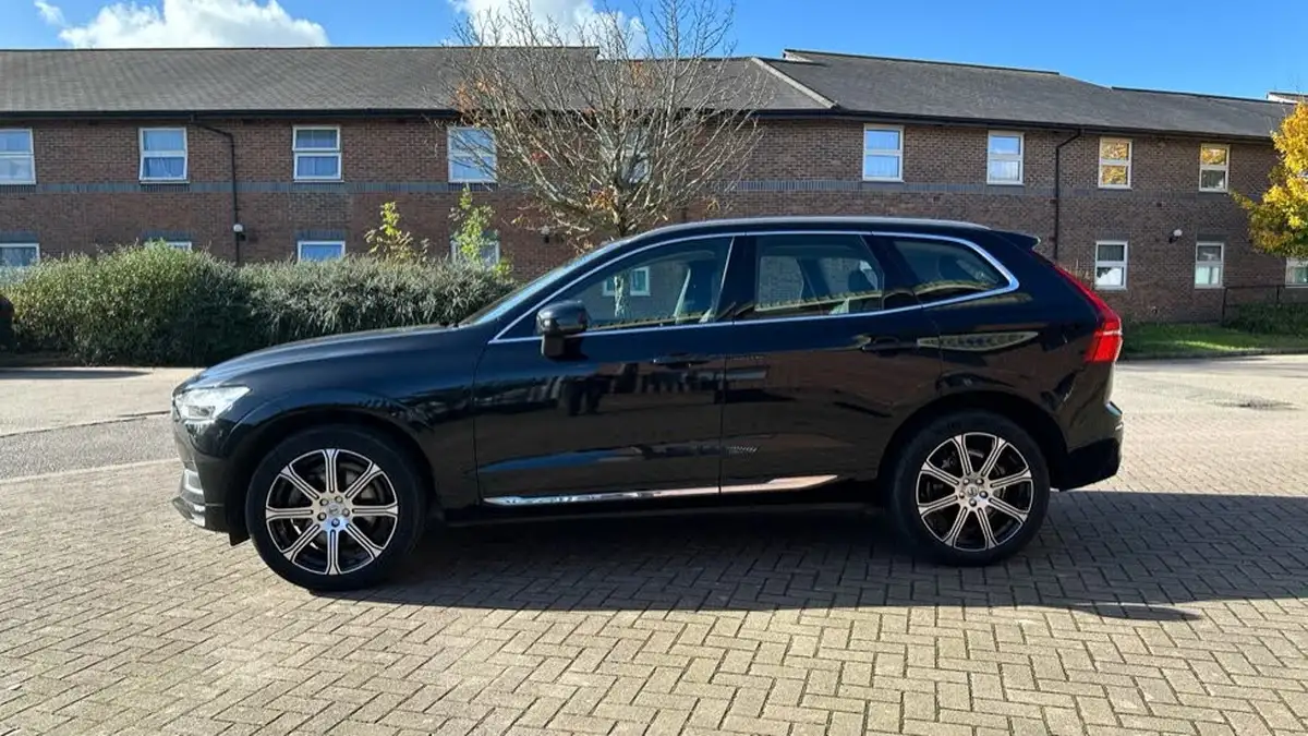 2020-volvo-xc60-20-b5-inscription-pro-awd-big-7