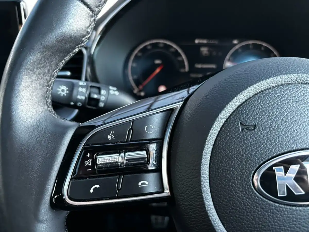 2021-kia-xceed-15-t-gdi-4-big-25
