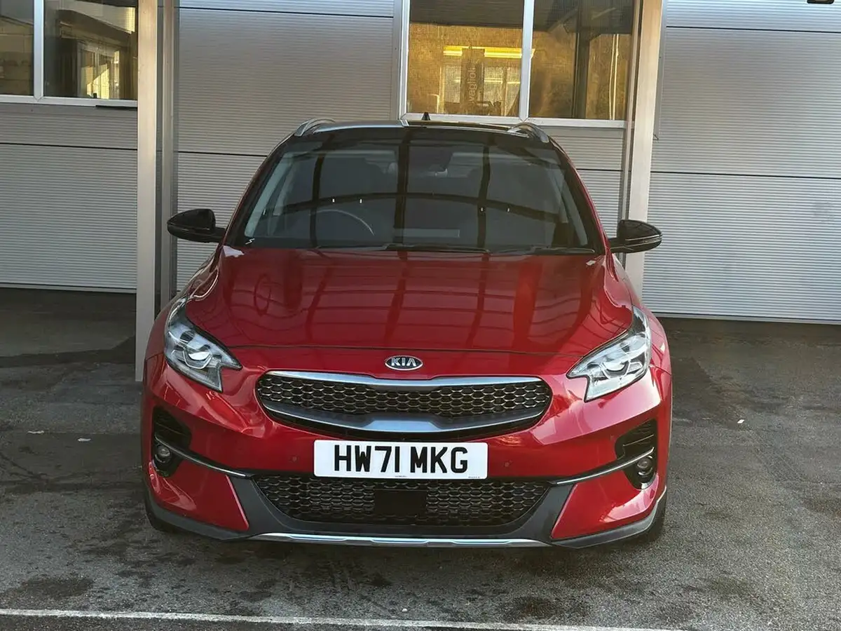 2021-kia-xceed-15-t-gdi-4-big-1