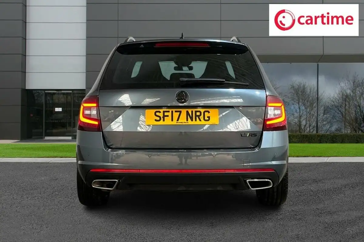 2017-skoda-octavia-20tdi-vrs-estate-dsg-big-4