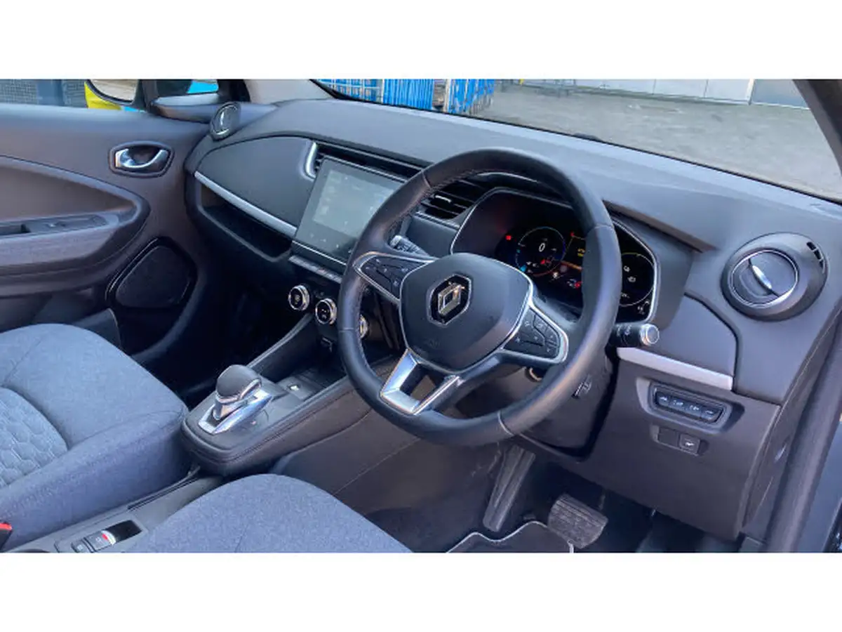 2021-renault-zoe-e-i-iconic-135ps-r135ze50-big-10