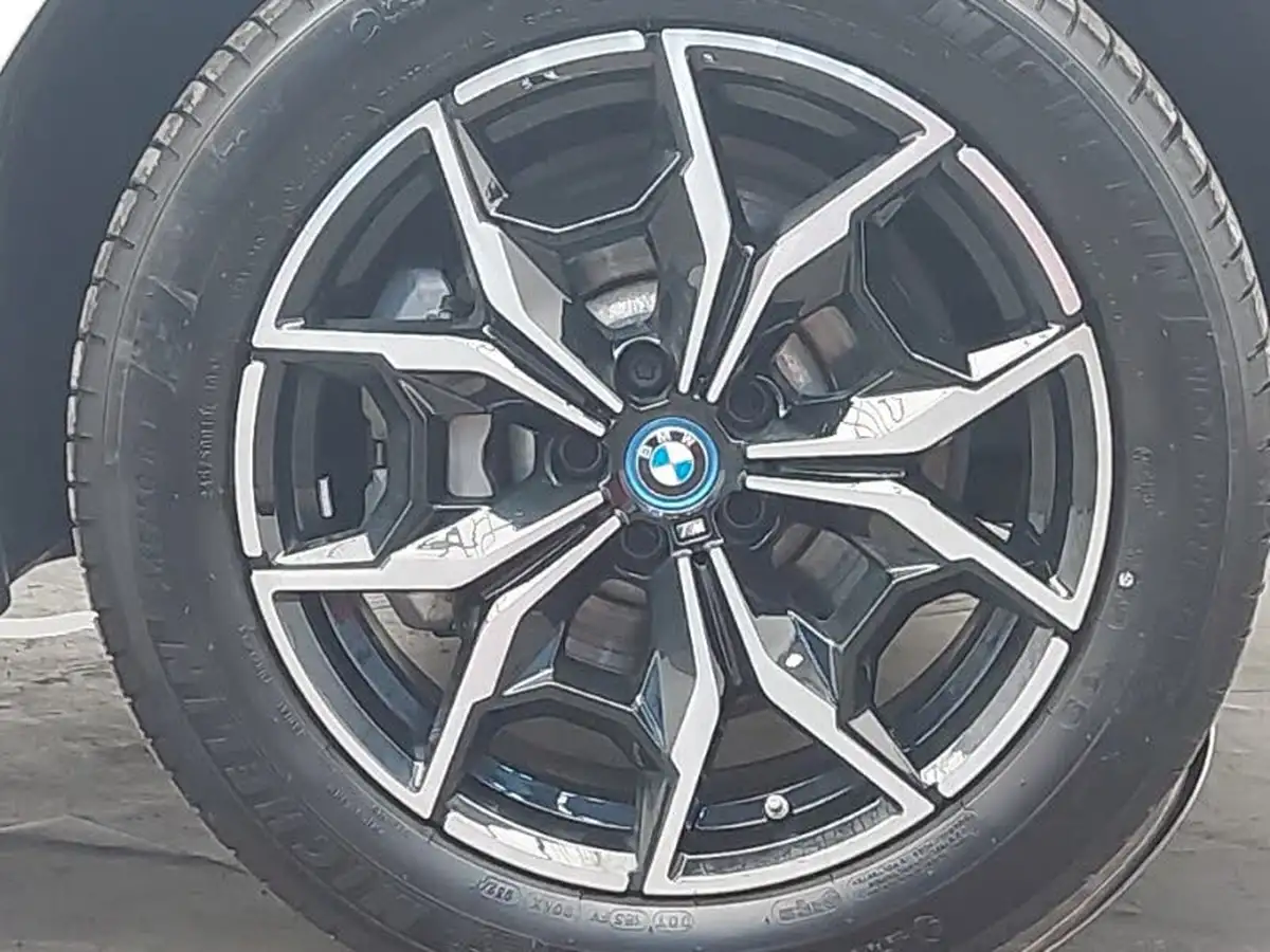 2024-bmw-x3-20-30e-xdrive-m-sport-big-13