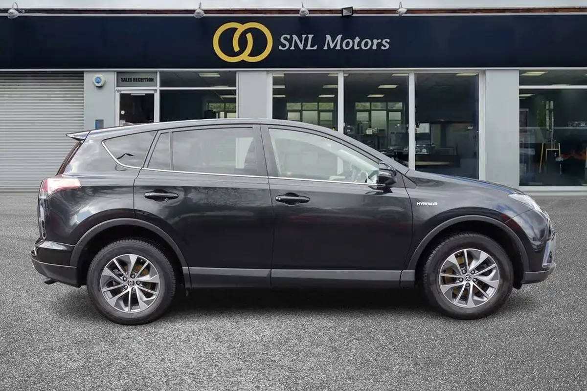 2017-toyota-rav4-25-vvt-i-business-edition-plus-big-4