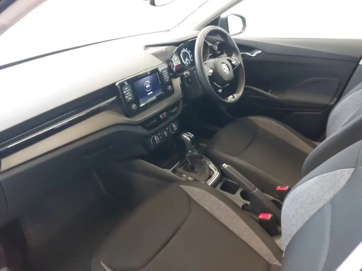 2023-skoda-fabia-10-tsi-se-comfort-110ps-dsg-big-4