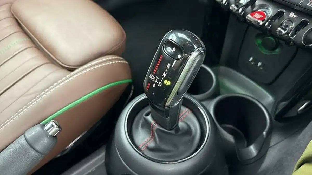 2019-mini-cooper-20-cooper-s-60-years-edition-big-11