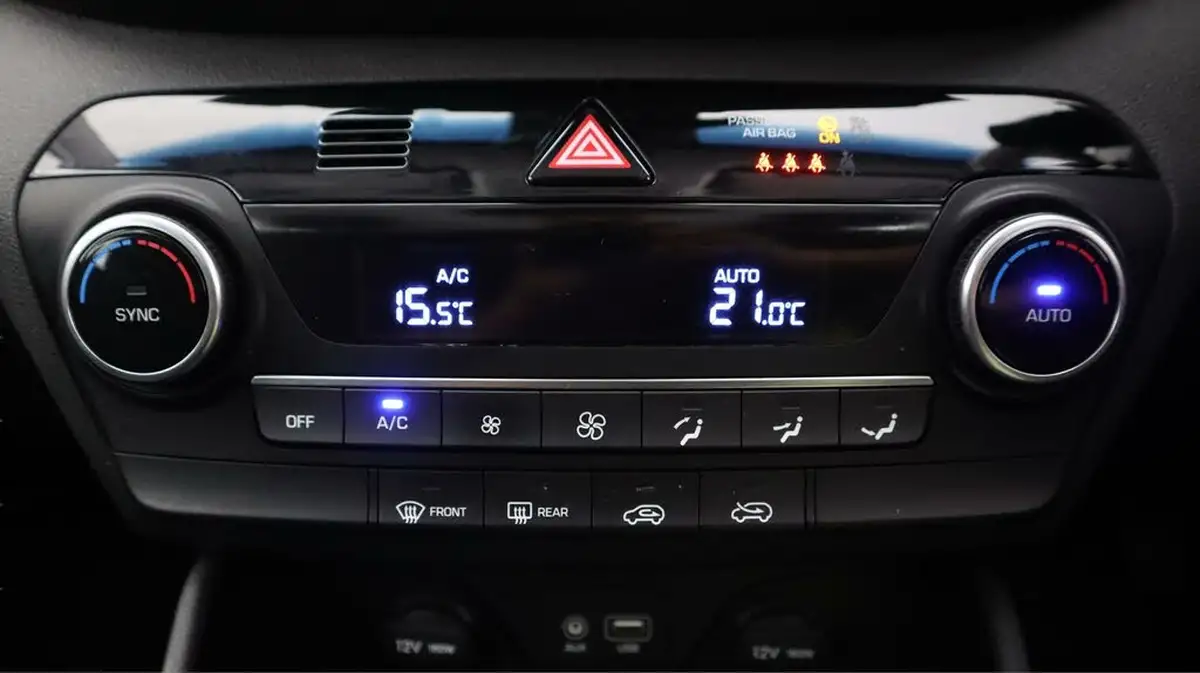 2019-hyundai-tucson-16-gdi-s-connect-big-11