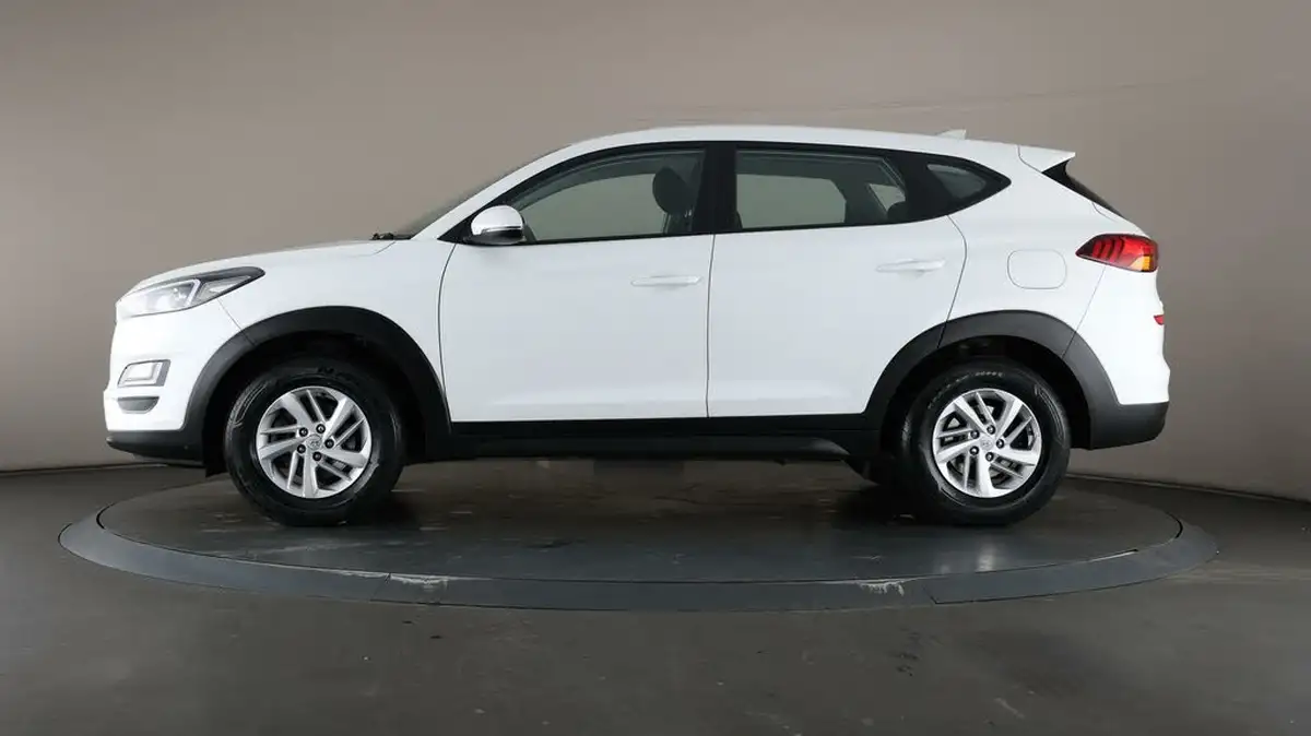 2019-hyundai-tucson-16-gdi-s-connect-big-28